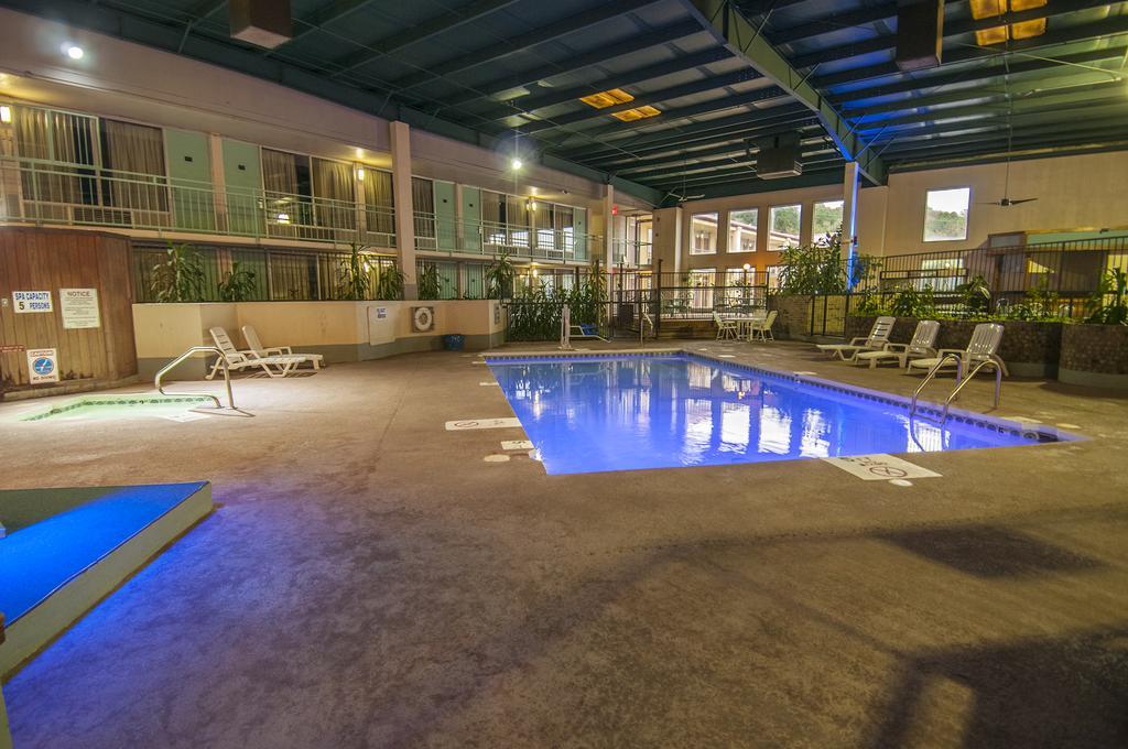 Howard Johnson By Wyndham Conway Exterior photo